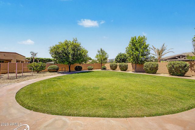 8406 W LOUISE Court, Peoria, AZ 85383