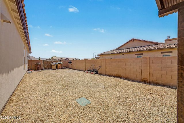 8406 W LOUISE Court, Peoria, AZ 85383