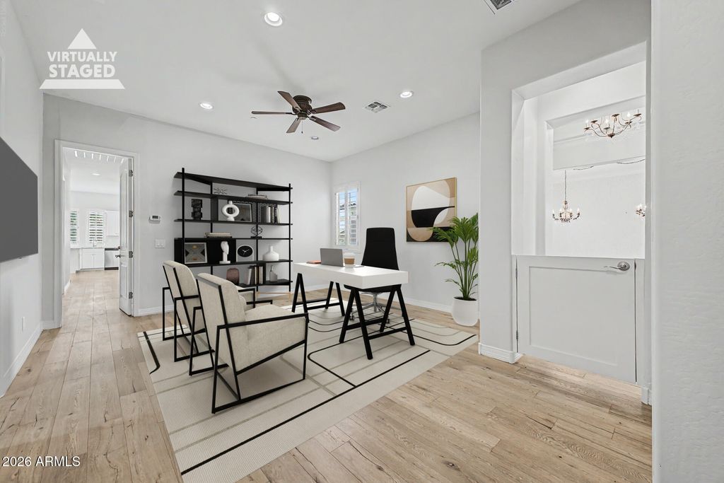 8406 W LOUISE Court, Peoria, AZ 85383 — photo 4