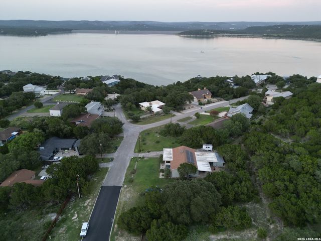 2339 Triple Peak, Canyon Lake, TX 78133