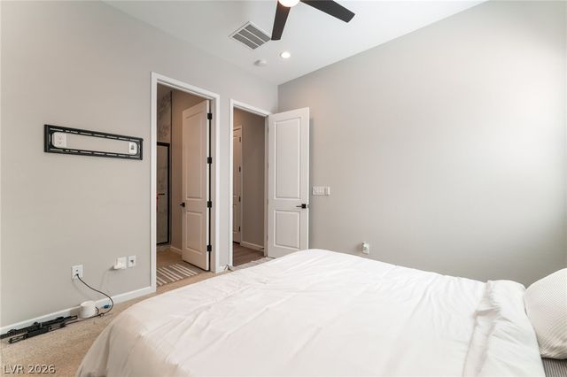 9013 Pinyon Bluff Street, Las Vegas, NV 89166