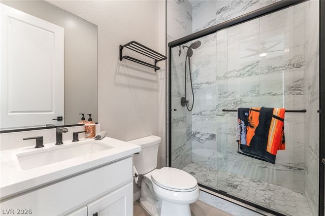 9013 Pinyon Bluff Street, Las Vegas, NV 89166