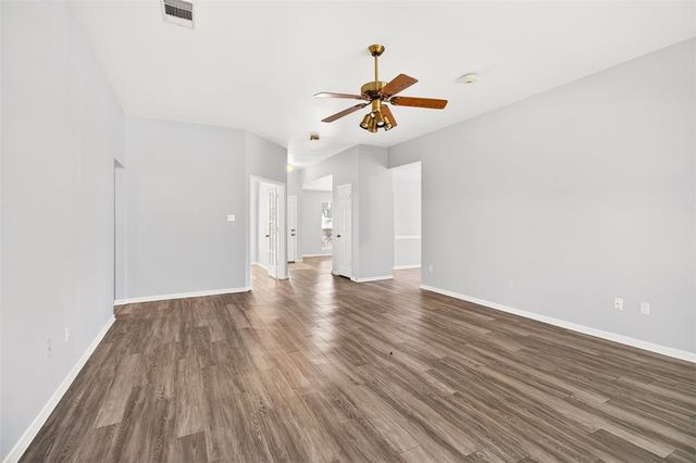 519 Moore Ave, Portland, TX 78374