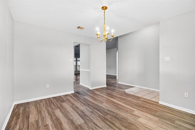 519 Moore Ave, Portland, TX 78374