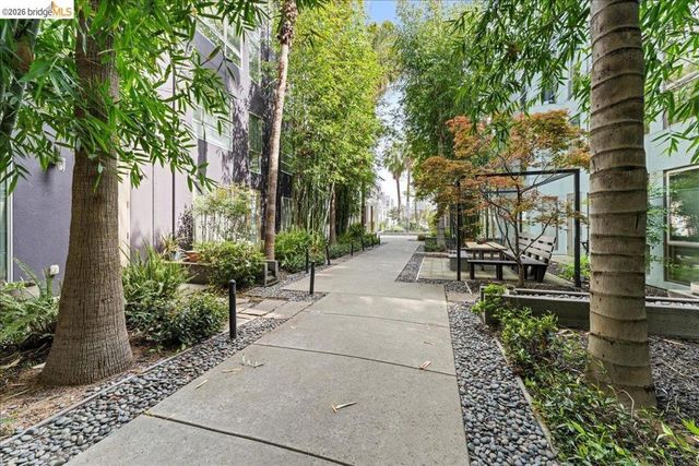 1201 Pine St 354, Oakland, CA 94607