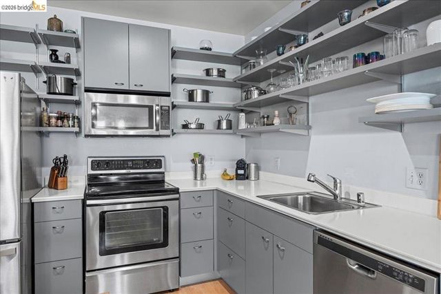 1201 Pine St 354, Oakland, CA 94607