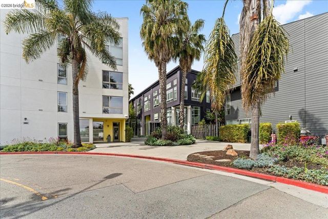 1201 Pine St 354, Oakland, CA 94607