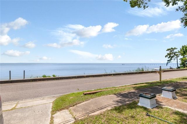 3220 Bay Front Road, Mobile, AL 36605