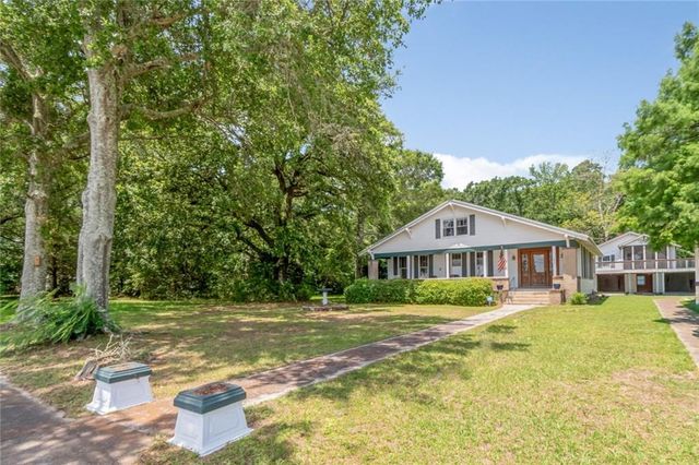 3220 Bay Front Road, Mobile, AL 36605