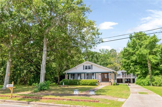 3220 Bay Front Road, Mobile, AL 36605