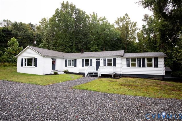 3153 W Third, Farmville, VA 23901