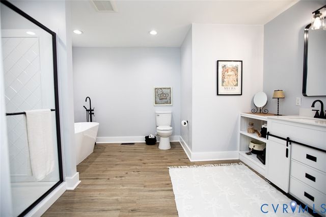 3153 W Third, Farmville, VA 23901