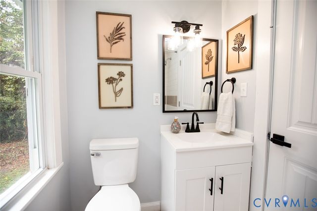 3153 W Third, Farmville, VA 23901