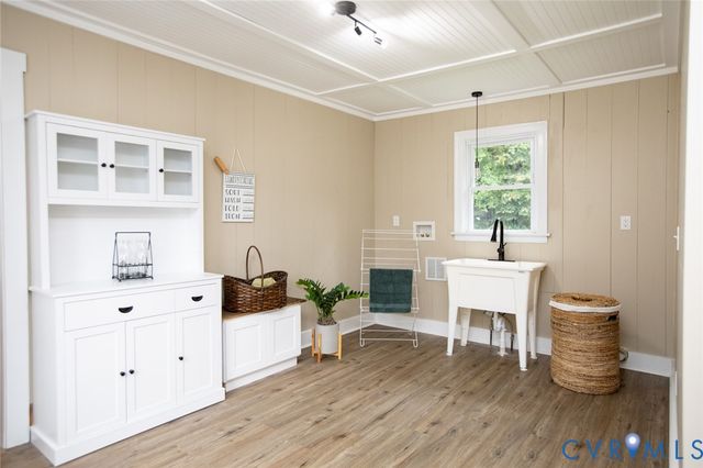 3153 W Third, Farmville, VA 23901