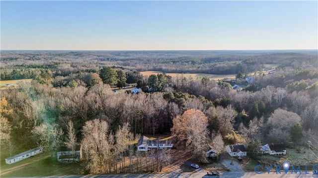 3153 W Third, Farmville, VA 23901