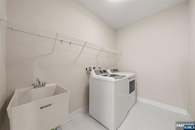 3 Azalea Lane, Cedar Grove, NJ 07009