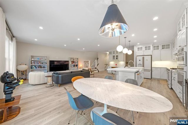 3 Azalea Lane, Cedar Grove, NJ 07009