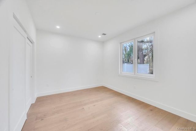 126 Rim Lane, Hicksville, NY 11801