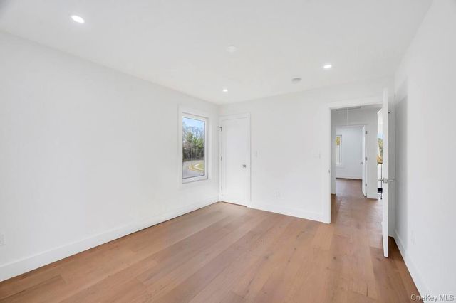 126 Rim Lane, Hicksville, NY 11801