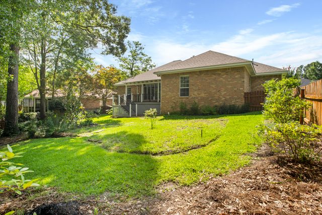 51 St Andrews, Hattiesburg, MS 39401