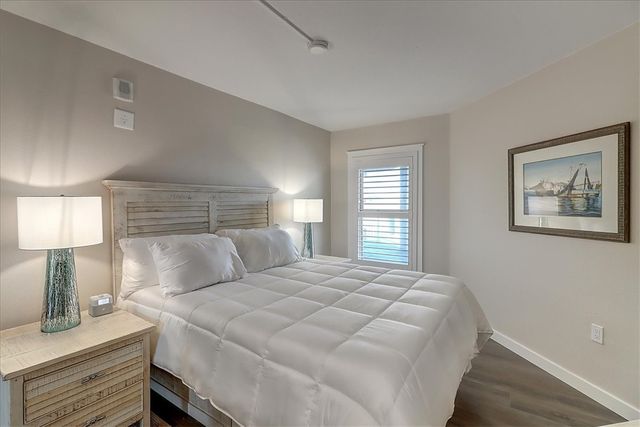 800 Sandcastle Dr 120, Port Aransas, TX 78373