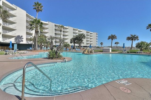 800 Sandcastle Dr 120, Port Aransas, TX 78373
