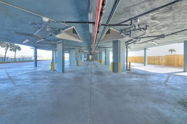 800 Sandcastle Dr 120, Port Aransas, TX 78373