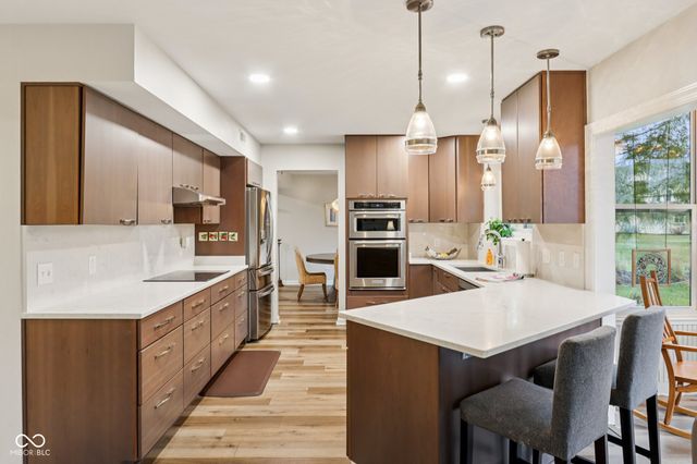 11023 Eaton Court, Fishers, IN 46038