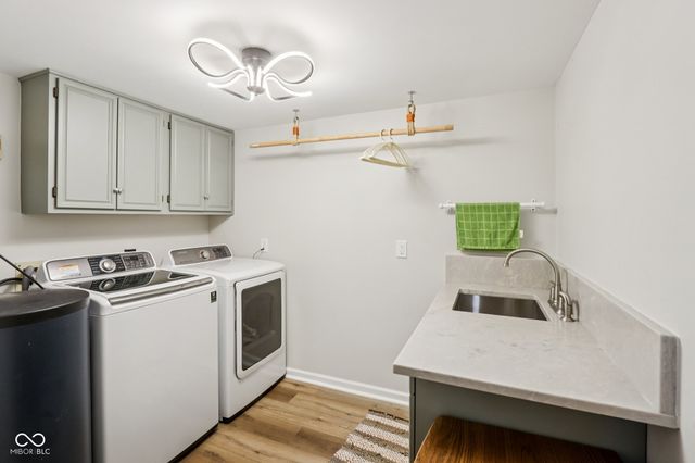 11023 Eaton Court, Fishers, IN 46038