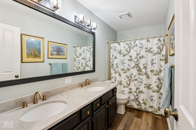 11023 Eaton Court, Fishers, IN 46038