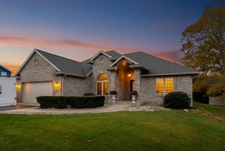 8420 S 12th Street, Portage, MI 49024