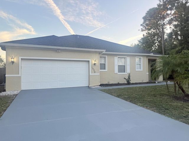 1572 SW Gager Road, Port St Lucie, FL 34953