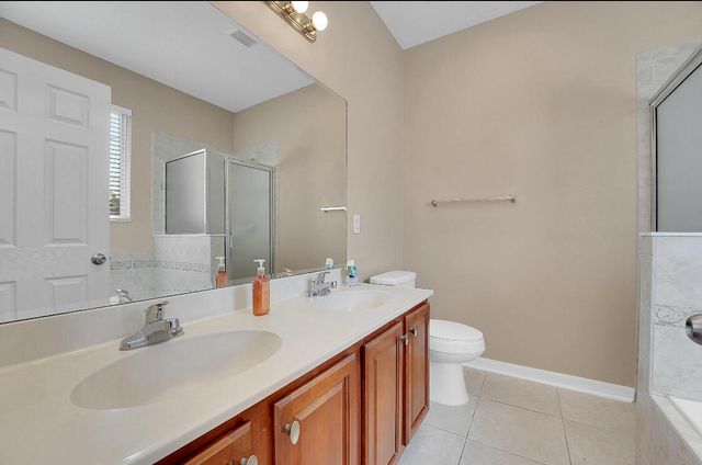 1572 SW Gager Road, Port St Lucie, FL 34953