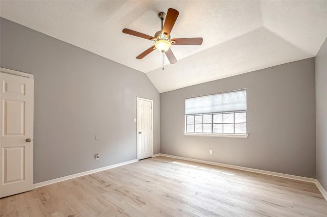 16018 Conners Ace Drive, Spring, TX 77379