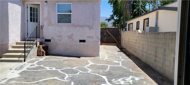 1948 Warren, San Fernando, CA 91340