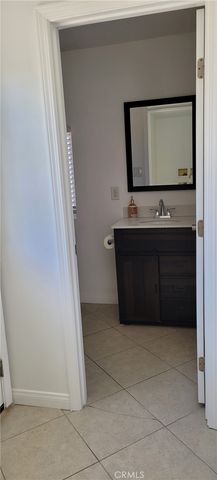 1948 Warren, San Fernando, CA 91340