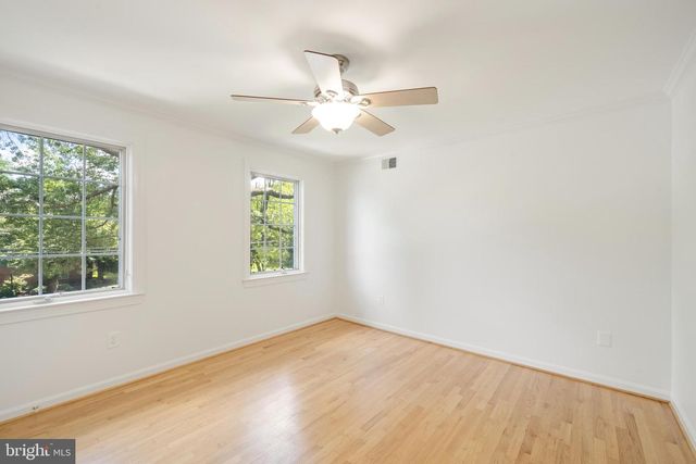 1250 PINE HILL RD, Mclean, VA 22101