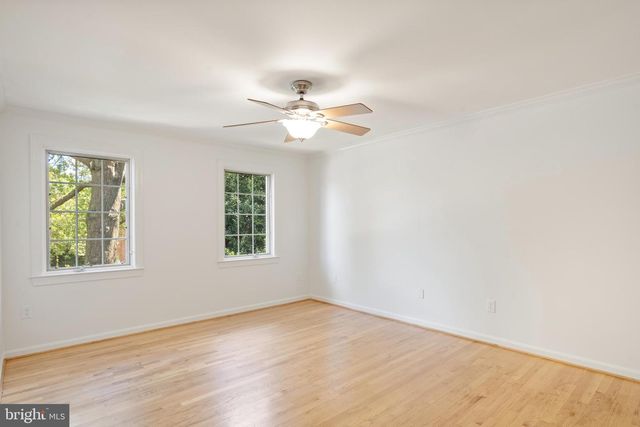 1250 PINE HILL RD, Mclean, VA 22101