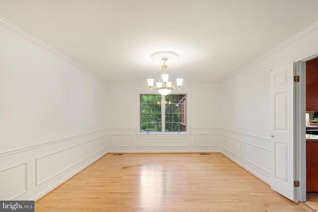 1250 PINE HILL RD, Mclean, VA 22101