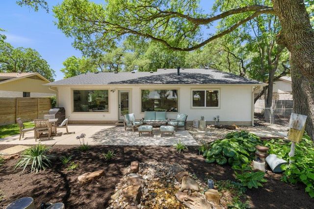 2302 W Riviera DR, Cedar Park, TX 78613