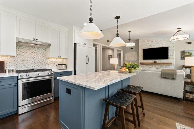2302 W Riviera DR, Cedar Park, TX 78613