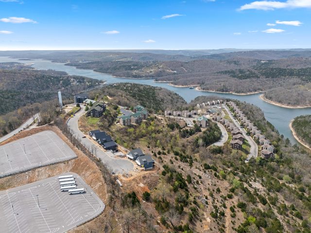 227 Songbird Circle 10, Indian Point, MO 65616