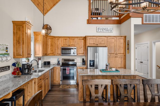 227 Songbird Circle 10, Indian Point, MO 65616