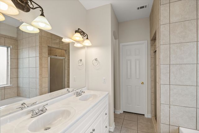 436 Roosevelt Avenue, Terrell, TX 75160