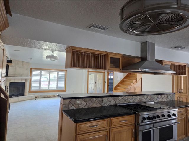 1416 49TH AVENUE NE, St Petersburg, FL 33703