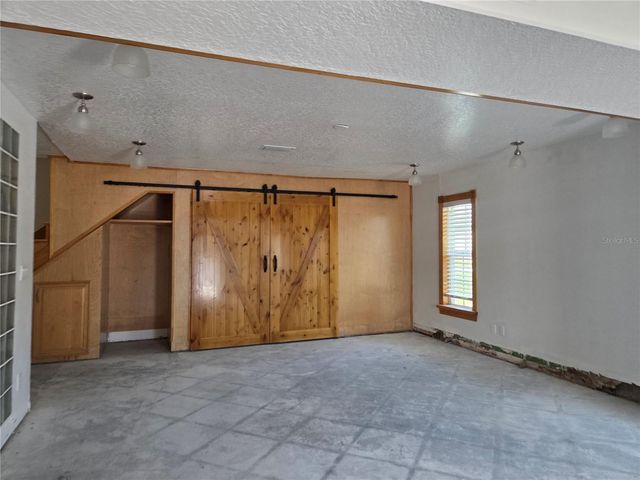 1416 49TH AVENUE NE, St Petersburg, FL 33703
