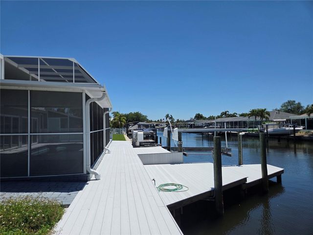 1416 49TH AVENUE NE, St Petersburg, FL 33703
