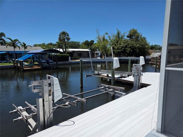1416 49TH AVENUE NE, St Petersburg, FL 33703