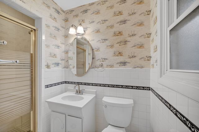 6428 Elmcrest Drive, Windsor Heights, IA 50324