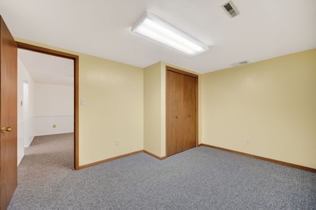 6428 Elmcrest Drive, Windsor Heights, IA 50324